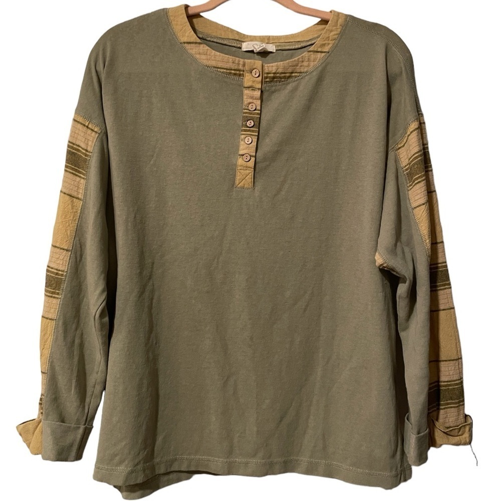 Easel Los Angeles Boho Plaid Sleeve Long Sleeve top Size S. H